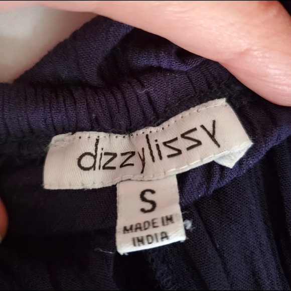 Gorgeous romper off the shoulder top Navy Blue with embroidered roses. - Picture 5 of 8